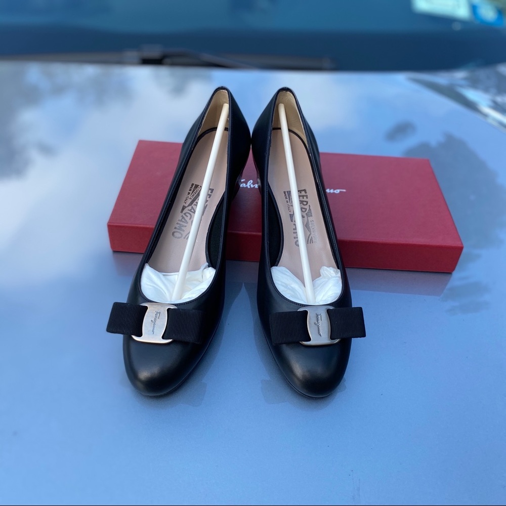 Salvatore Ferragamo VARA BOW PUMP SHOE